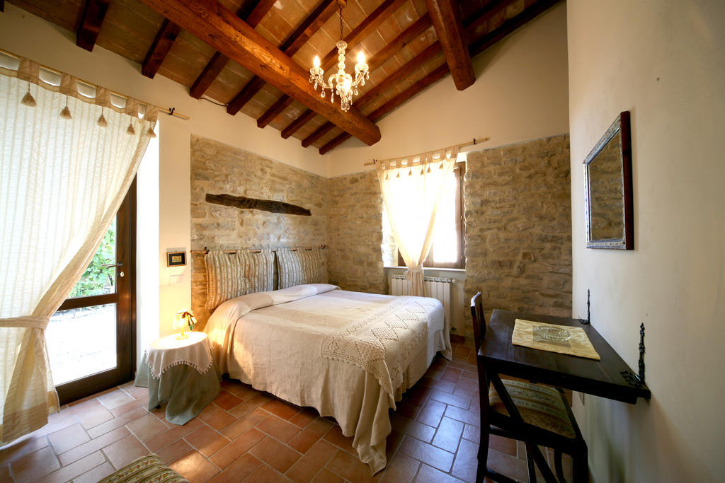 فيلا Agriturismo Borgo San Benedetto بييترالونجا الغرفة الصورة
